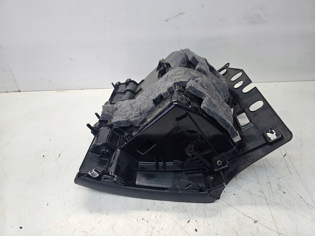 фото №5, Бардачок пассажира audi q5 8r 8r1857035h 6ps