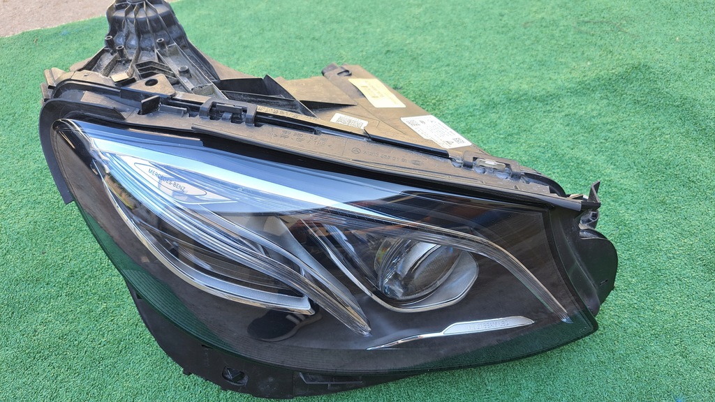 фото №2, Mercedes e-klasa w213 full led лампа передня