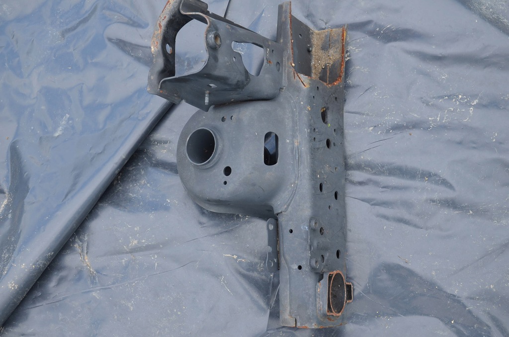 фото №1, Чашка левый рама балка jeep wrangler jl