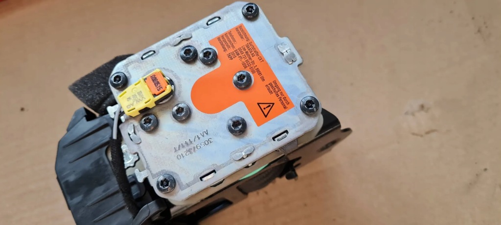 A6 c7 4g рестайлинг  ремень безопасности левое  перед 15r 4g8857705f в Украине