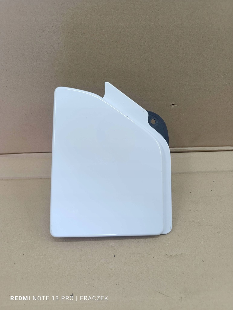 фото №1, Кришка заливної adblue права qng renault master 3 iii iv 4 opel movano b