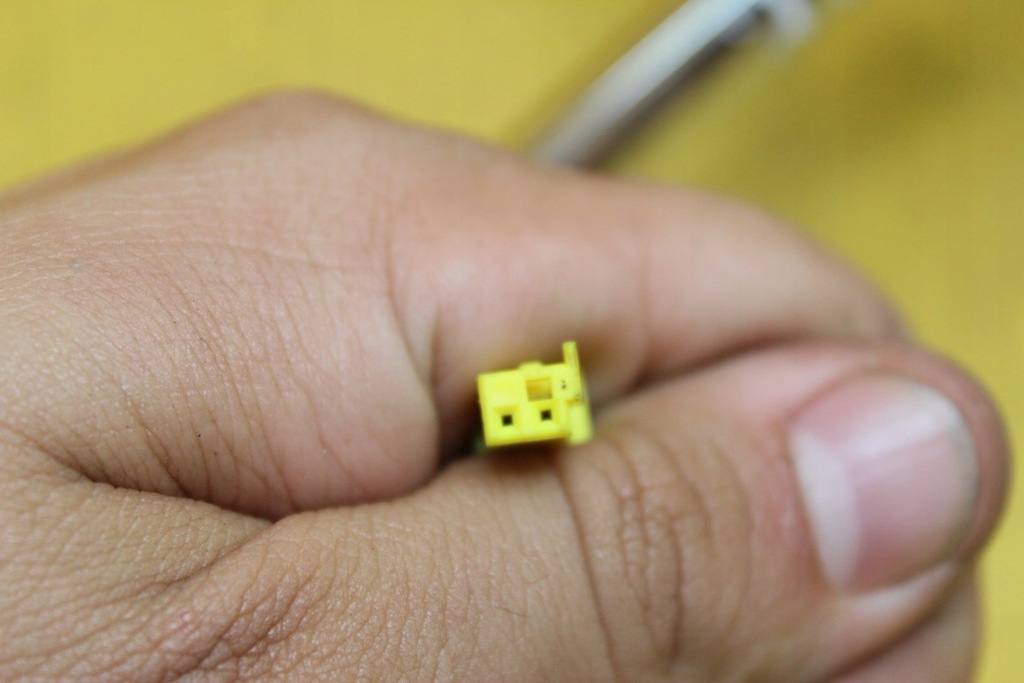 фото №6, Подголовник правый перед mercedes w211 кожа