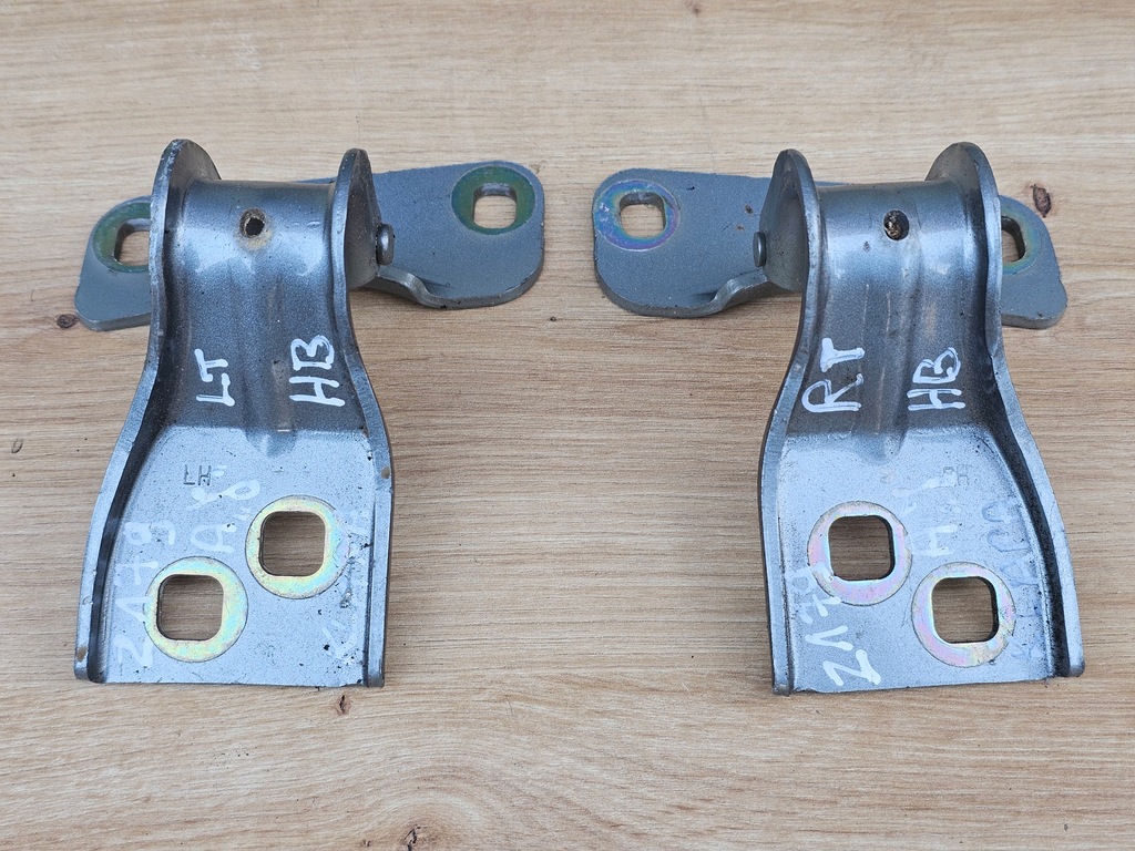 фото №1, Петли крышки багажника opel astra j хэтчбек z179 комплект