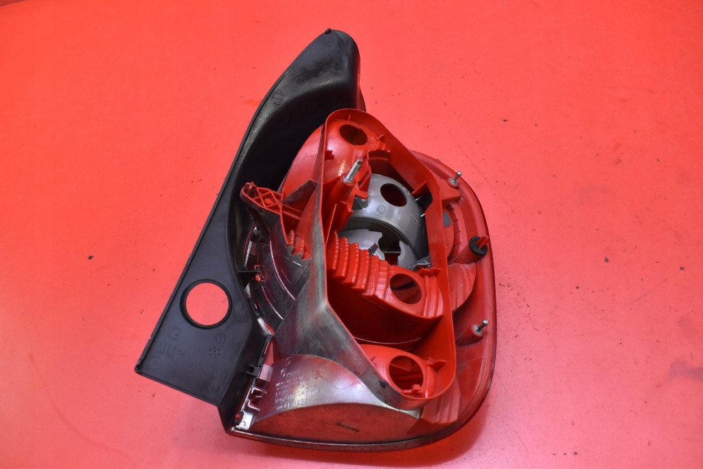 фото №7, Лампа ліва задня задня 8200538786 renault modus 1 i 04-07