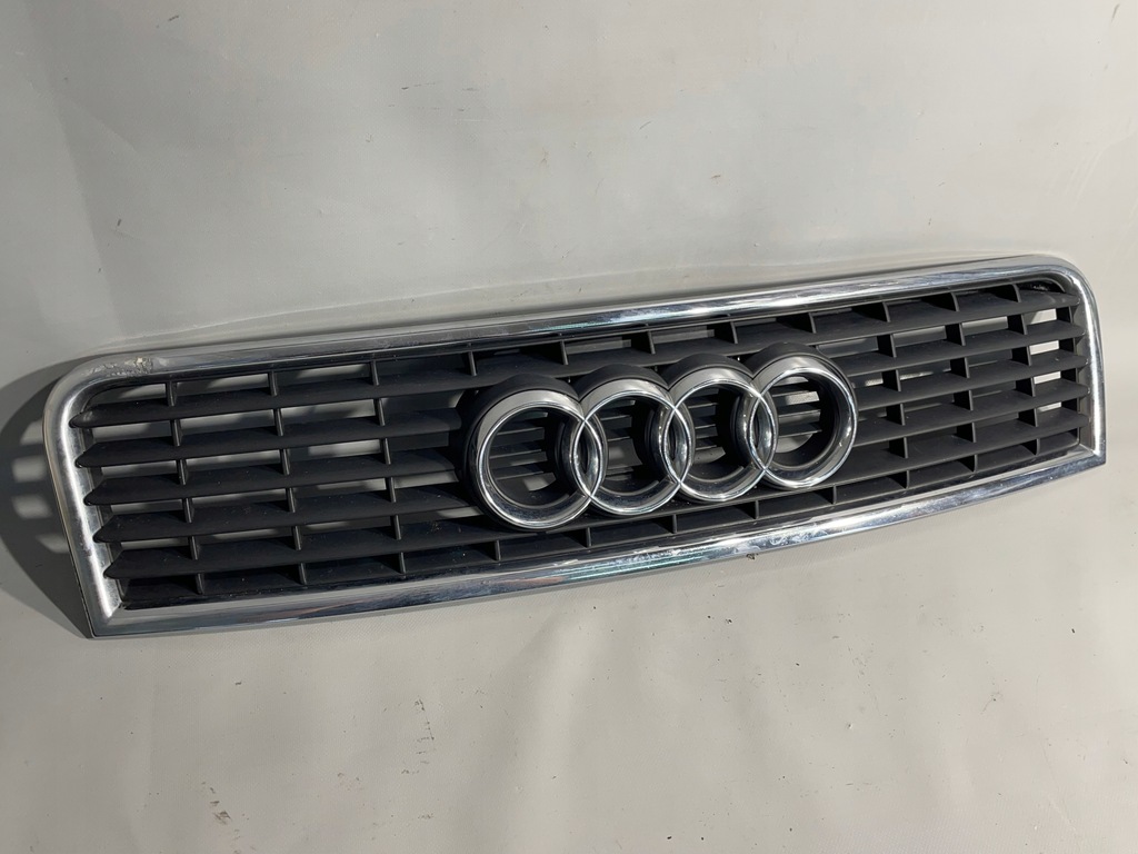 фото №1, Audi a6 c5 решётка радиатора решётка радиатора 8e0853651d оригинал