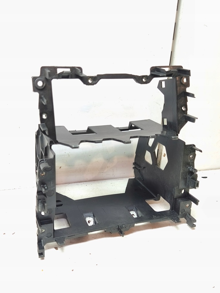 фото №1, Рамка консолі радіо каркас golf vi 5k 08-12