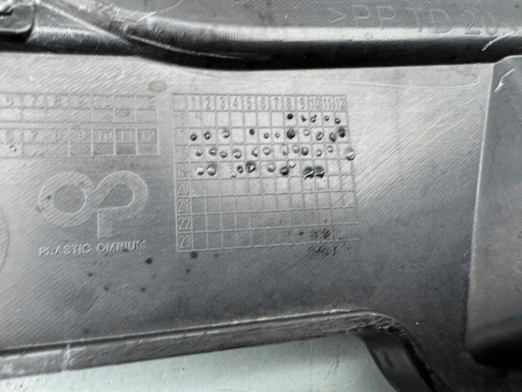 фото №8, Skoda karoq 17-21r напрямна бампера правий перед передній 57a807056