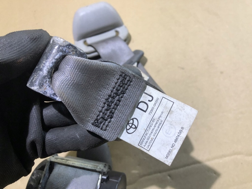 фото №7, Pas безопасности задняя toyota hilux 73360-0k050