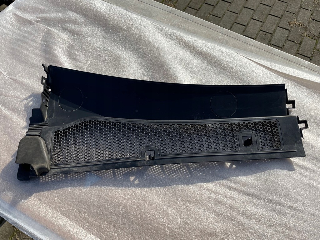 фото №1, Peugeot 2008 ii жабо верхній праве 9820794480