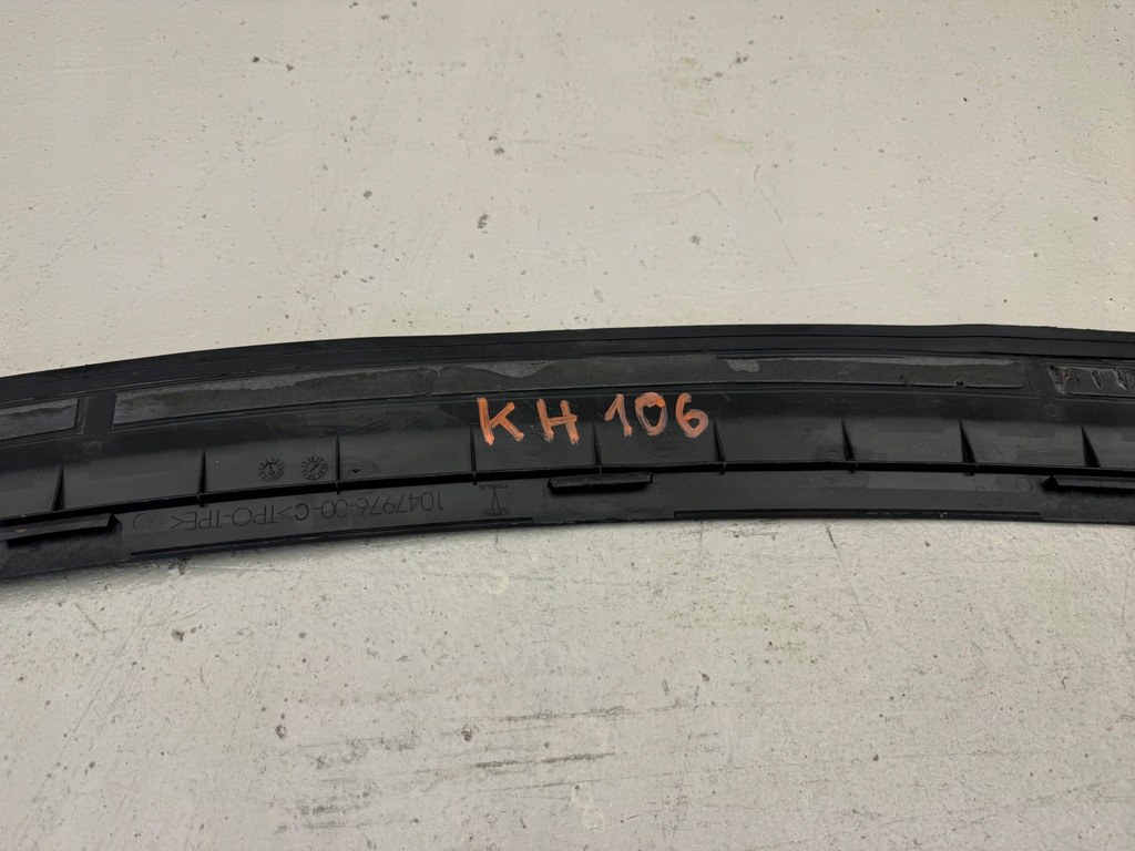 фото №9, Tesla model x 16r- молдинг захист бампера задня задня 1047976-00