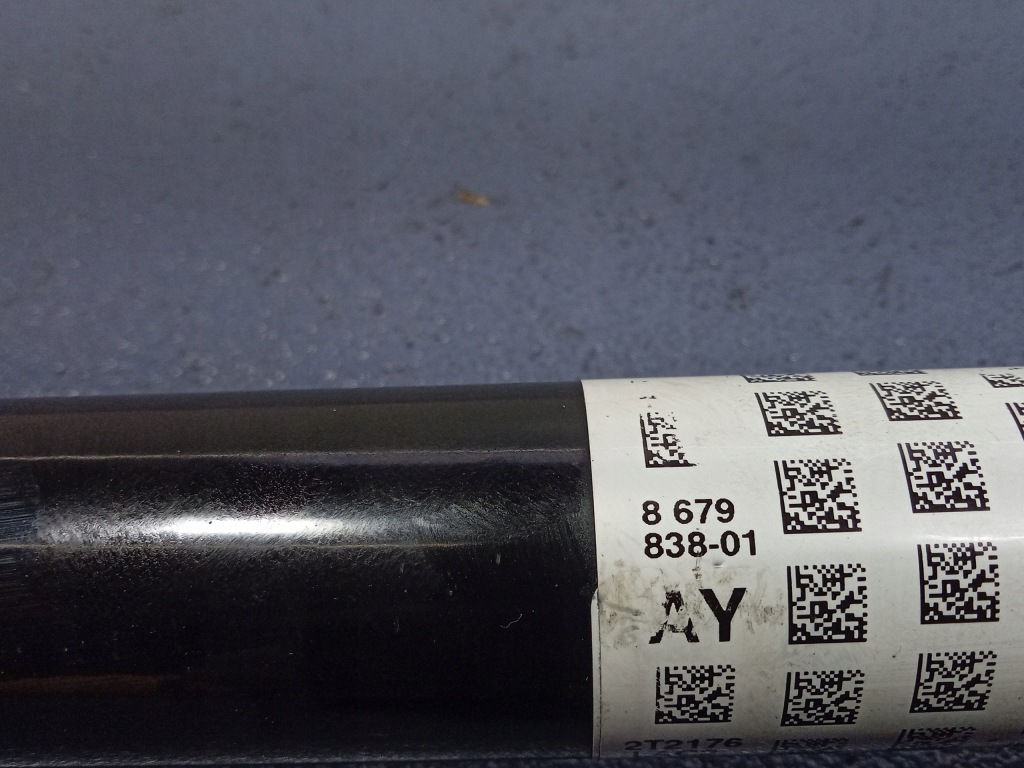 фото №4, Bmw 1 f40 m135i xdrive приводной вал правая задняя 8679838