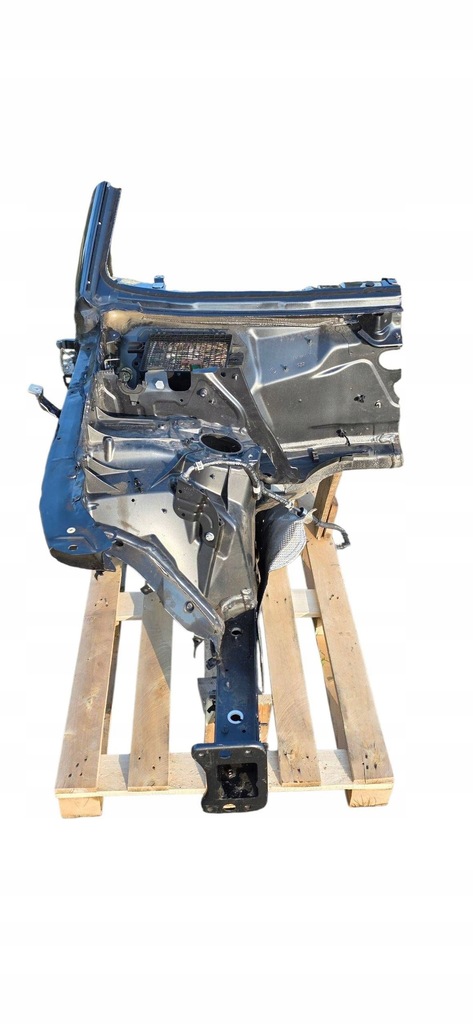 фото №1, Audi q5 80a lift четверть правая передняя перед лонжерон подкрылок