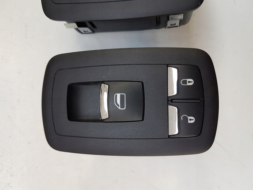 фото №1, Перемикач вікон maserati оригінальний номер 670025405