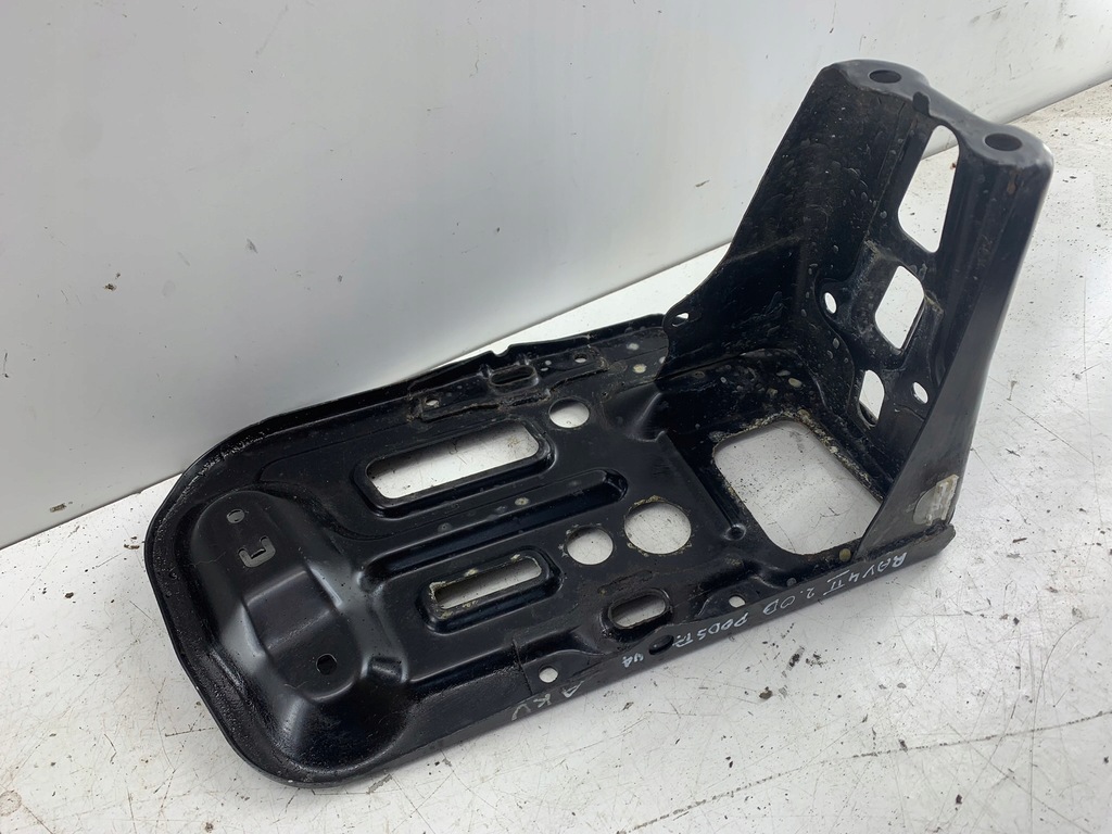 фото №1, Toyota rav4 ii основание аккумулятор