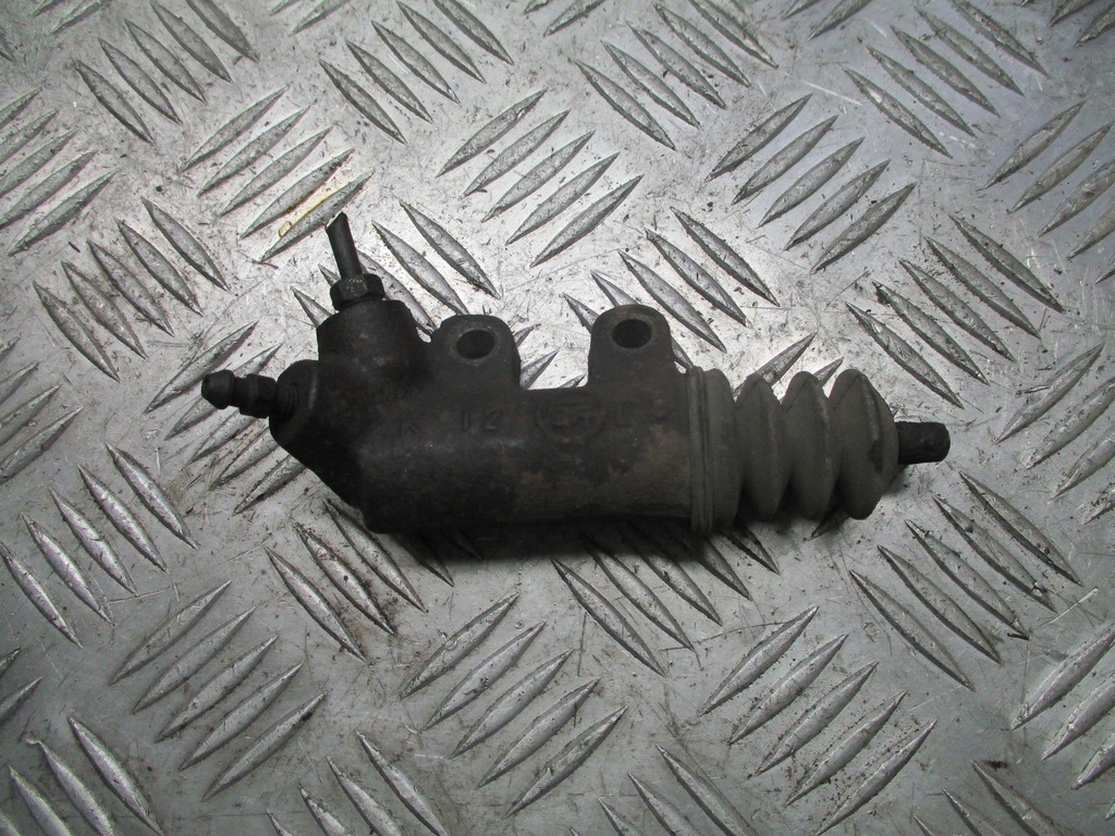 фото №1, Цилиндр сцепления toyota avensis verso