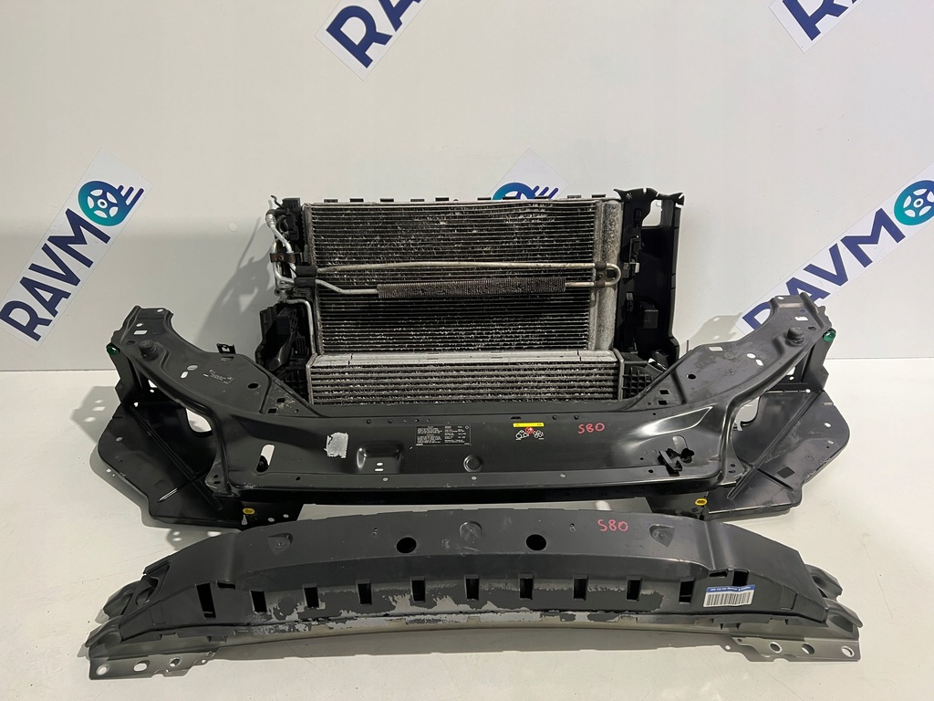 фото №1, Pas передний радиатор volvo s80 2.5b автоматическая коробка передач