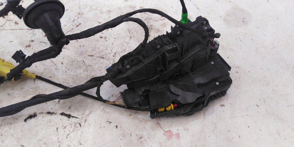 фото №10, Mercedes w223 замок дверь левый задняя a0997300001