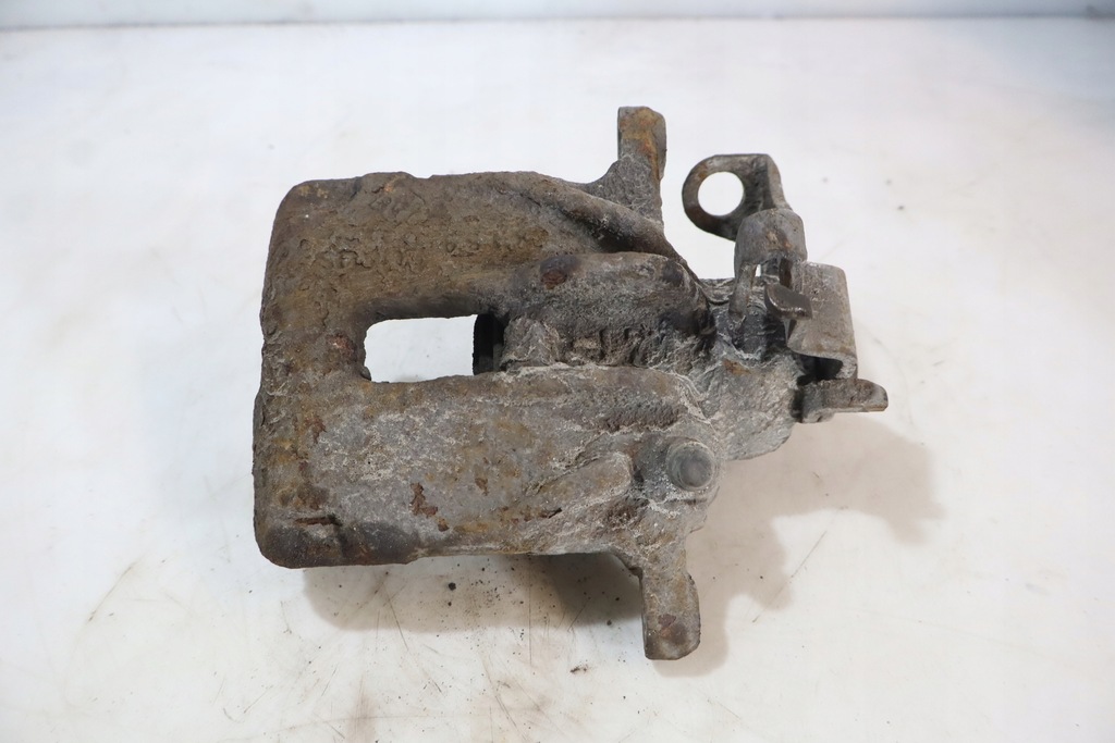 фото №3, Суппорт тормоза правый задняя renault trafic ii 2.0dci