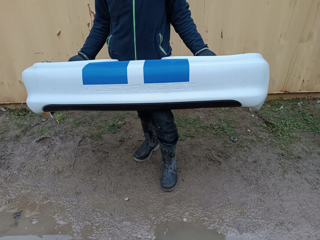 фото №1, Бампер задня задній ford mustang iv 93-99 gt