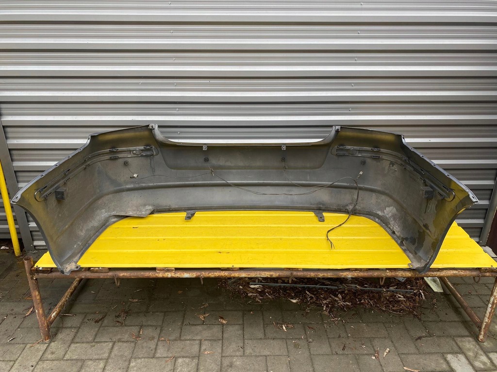 фото №7, Toyota avensis t25 бампер задняя хэтчбек