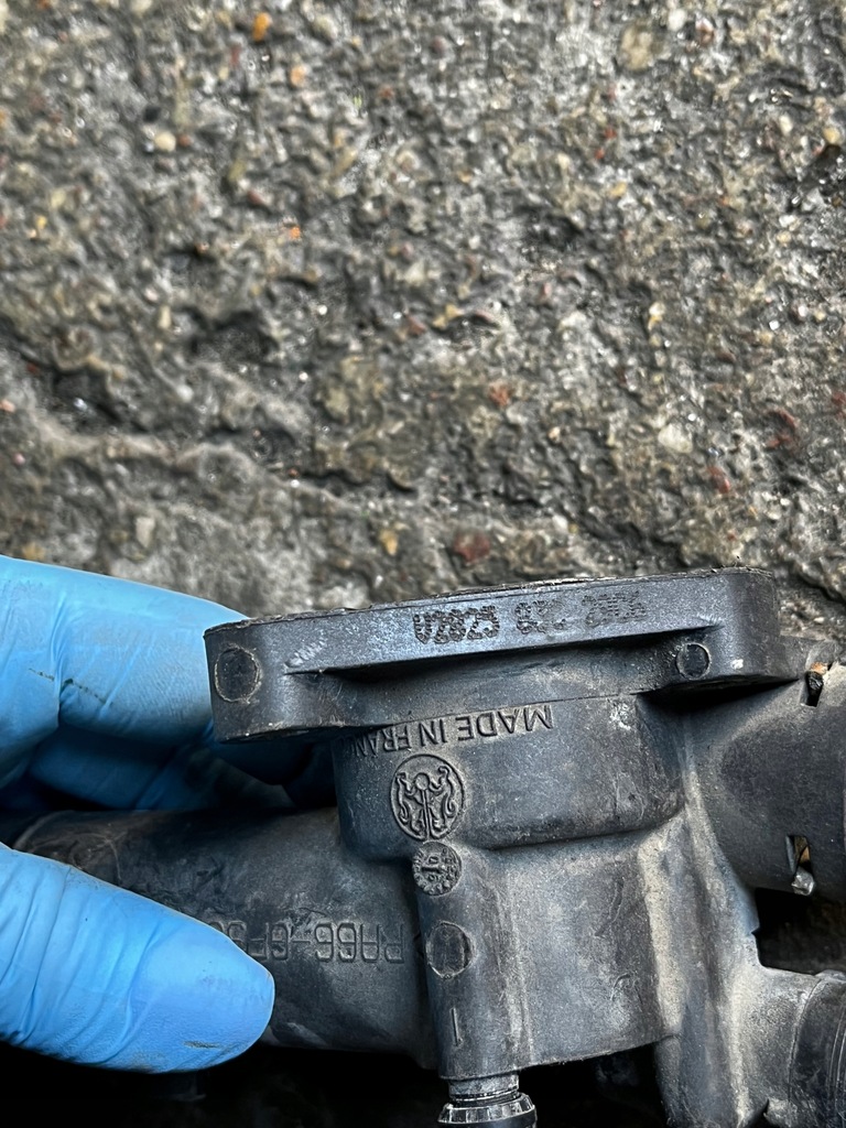 фото №6, 14 twingo 1.5dci корпус термостата термостат