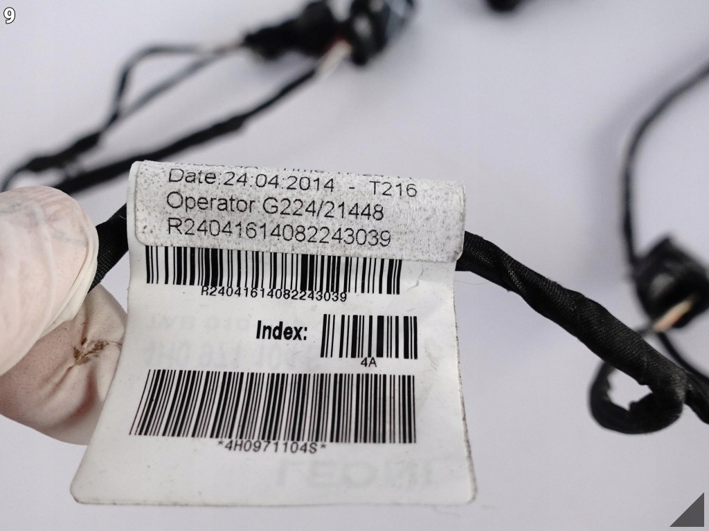 фото №10, Audi a8 4h0 d4 lift 13-17 электропроводка жгут + 4 датчики pdc бампер задняя