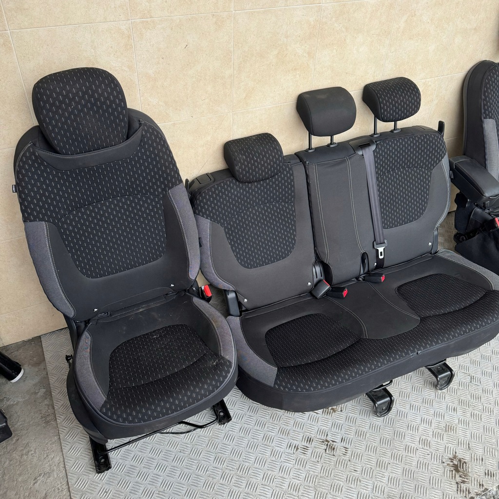 фото №4, Сидіння заднє сидіння комплект renault captur lift 2017 rok