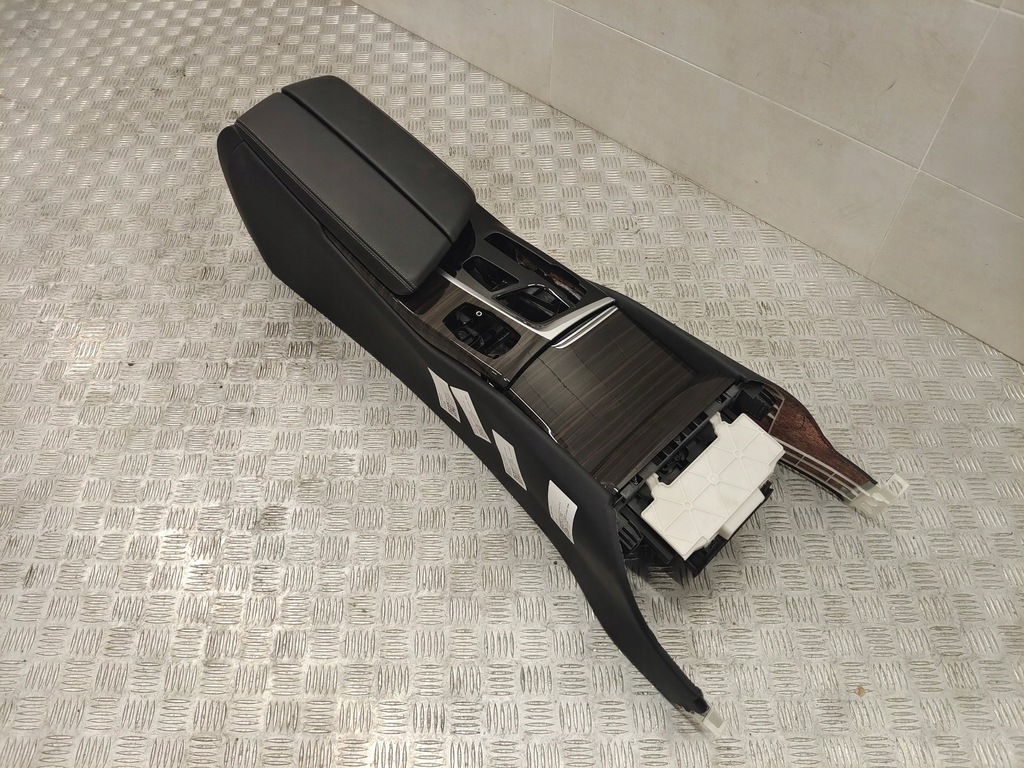 фото №8, Bmw g32 тунель підлокітник