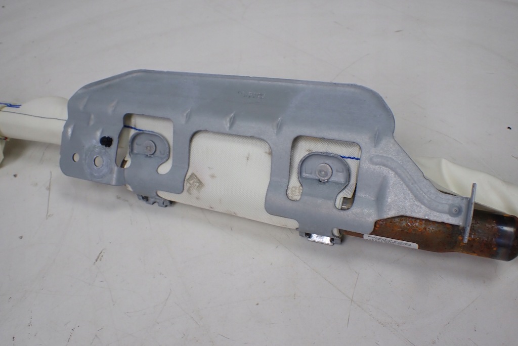 фото №8, Правая шторка безопасности opel meriva b 13250503