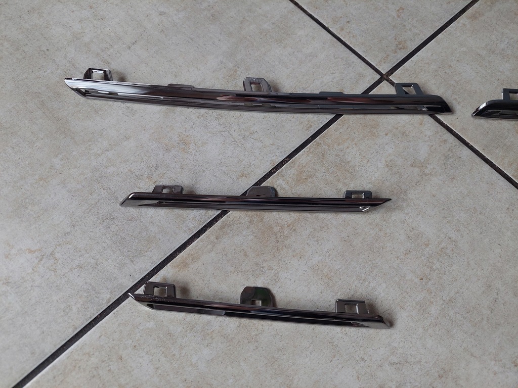 фото №2, Решётка радиатора - хром решетка - renault megane iv - 2016