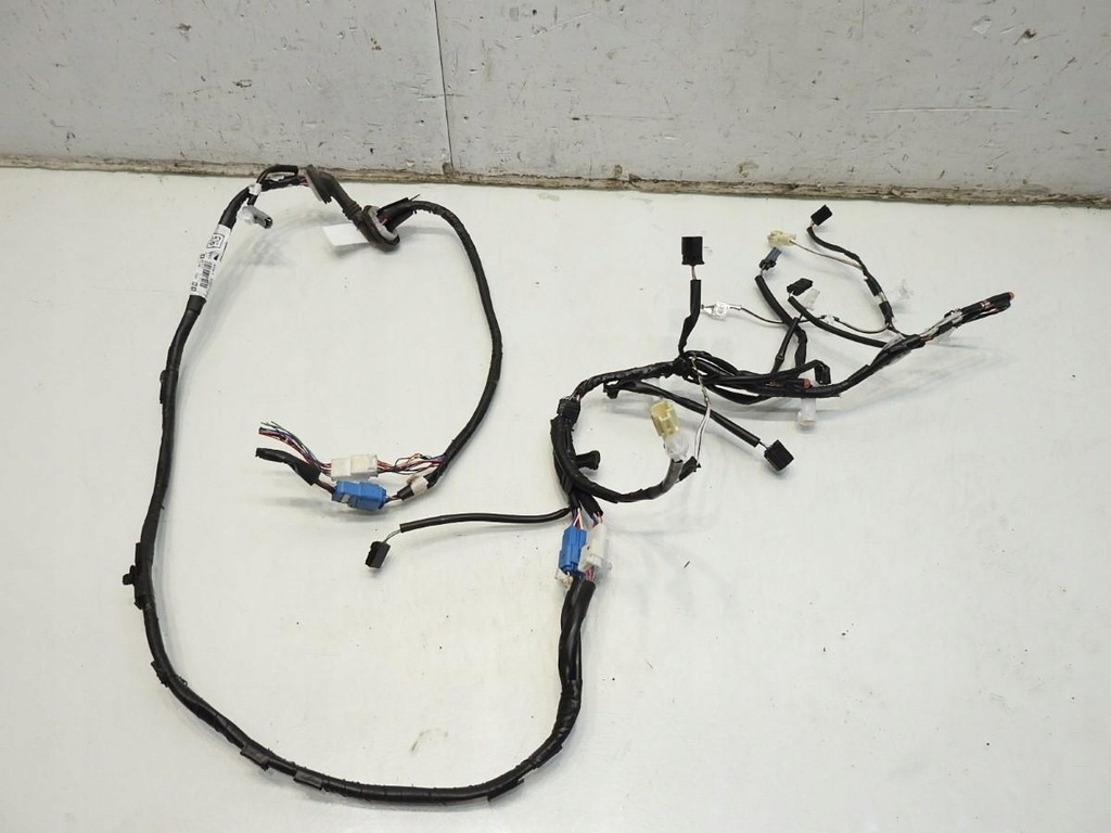 фото №7, Жгут электропроводка крышки багажника toyota avensis iii t27 kombi
