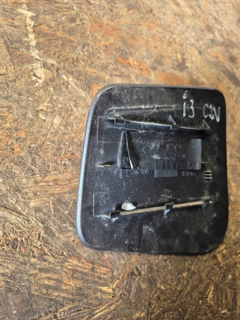 Bmw i01 i3 крышка заливной топлива 7286998 цвет c2v в Украине