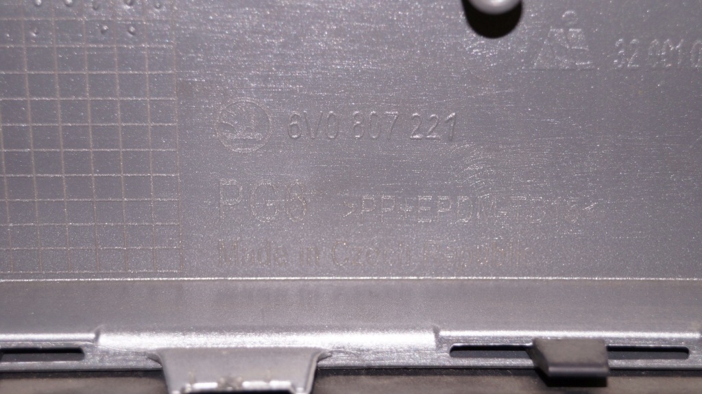 фото №9, Skoda fabia iii 6v0 14-18 бампер передний i29