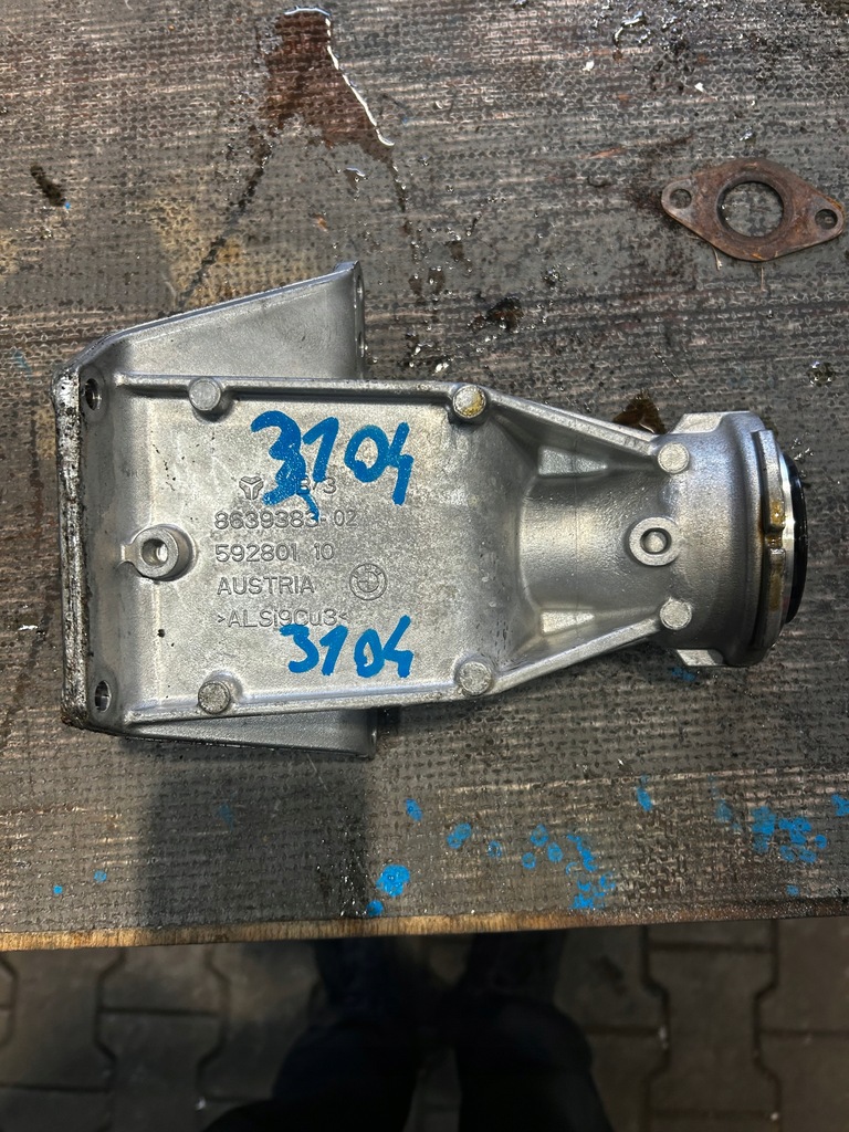 фото №1, 3104. опора полуось bmw 8639383