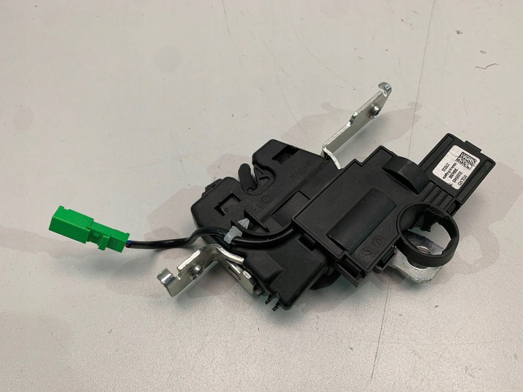 фото №1, Volvo s90 замок задній сидіння спинка 31436463