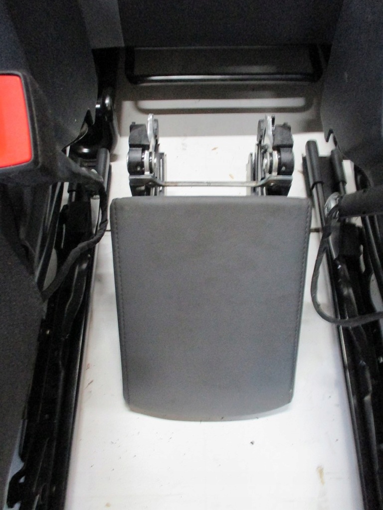 фото №9, Сиденья обивка pół кожа vw t-cross 2gm