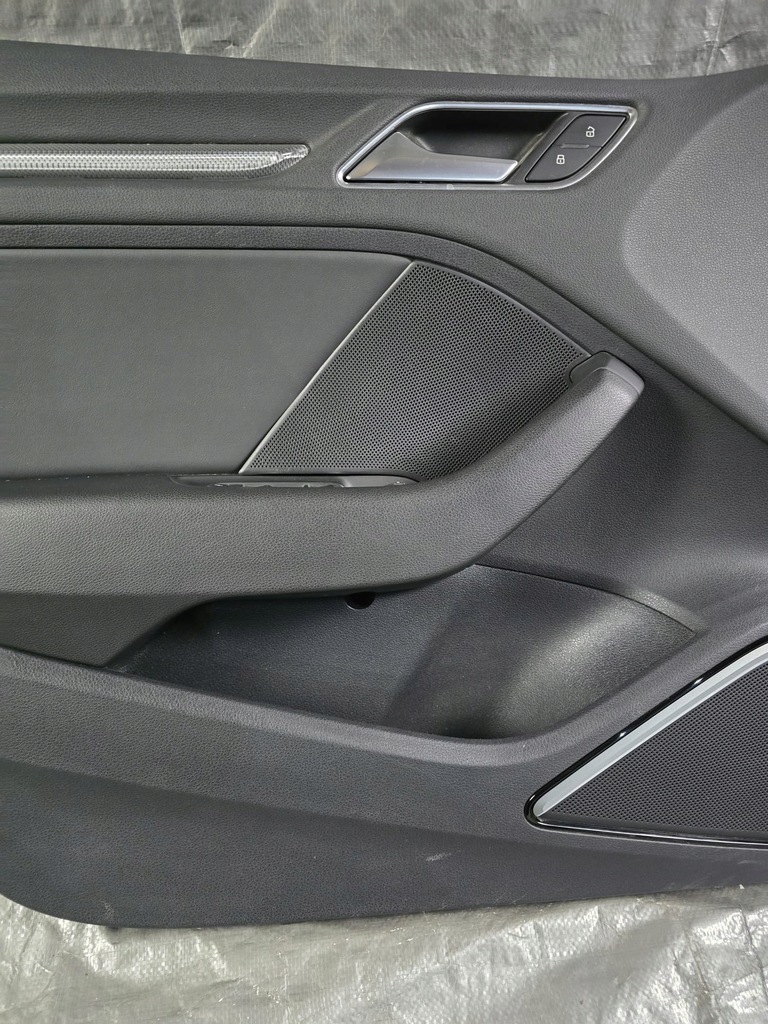 фото №10, Audi a3 s3 8v sline 2017 перед сторона ліва обшивки двері 8v4867105b