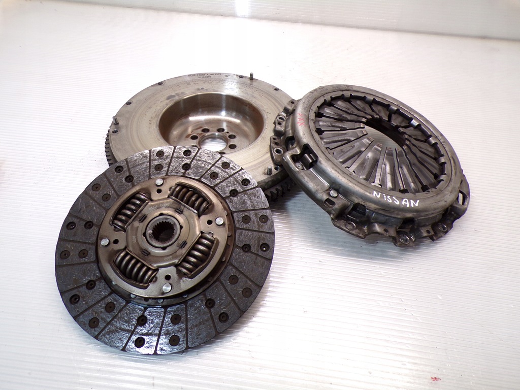 фото №1, Зчеплення двомасовий диск притиск nissan navara d40 pathfinder r51 adn13519