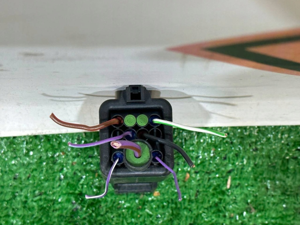 Реле свічка land rover disco 5 fx23-189e2-ac Київ