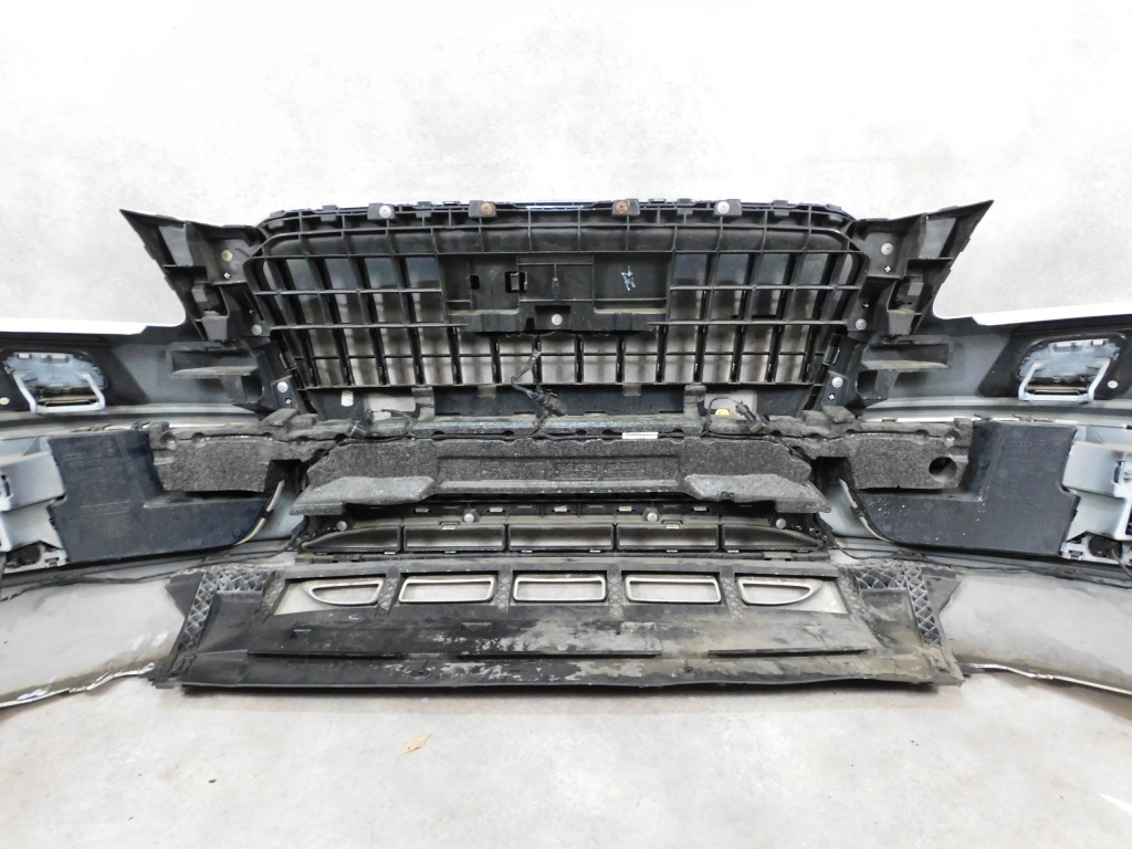 Audi q5 8r lift s line бампер перед передний белый Недорого