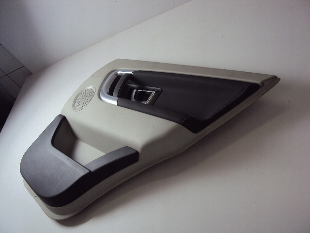 фото №1, Обивка дверь правый задняя discovery sport l550