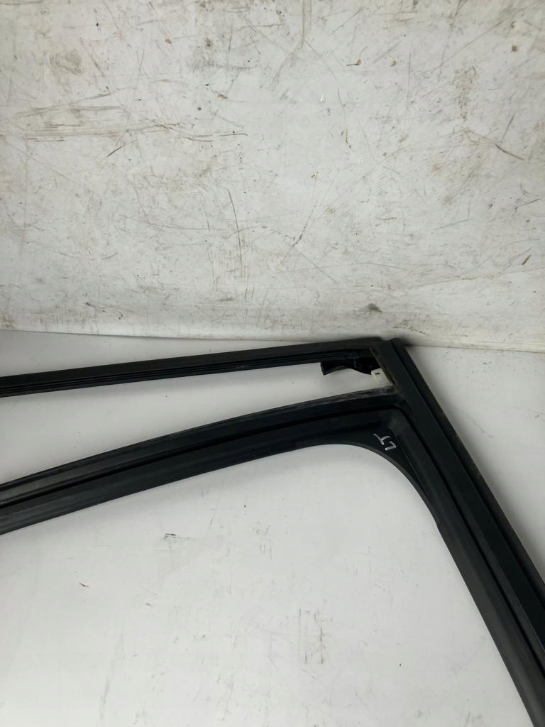фото №2, Рамка прокладка двері лівий задня corsa f