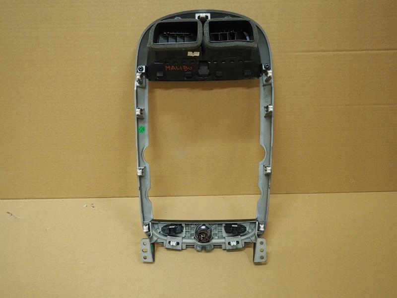 фото №4, Рамка радио середина панели chevrolet malibu