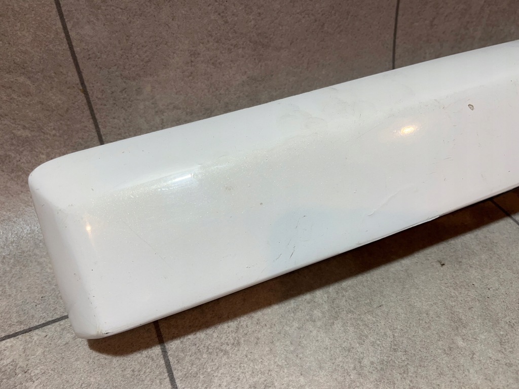 фото №10, Jeep commander xk накладка кришка багажника задня оригінал білий