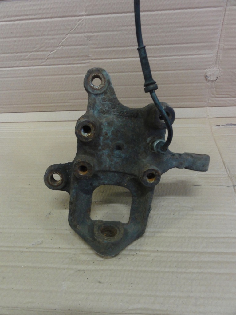 фото №2, Ступиця поворотний кулак передня ліва mercedes sprinter 95 - 2006 r