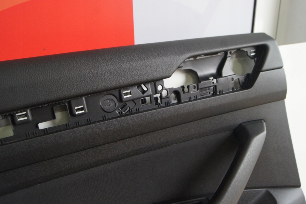 фото №4, Gd passat b8 sedan оббивка двері 3g5867211ac