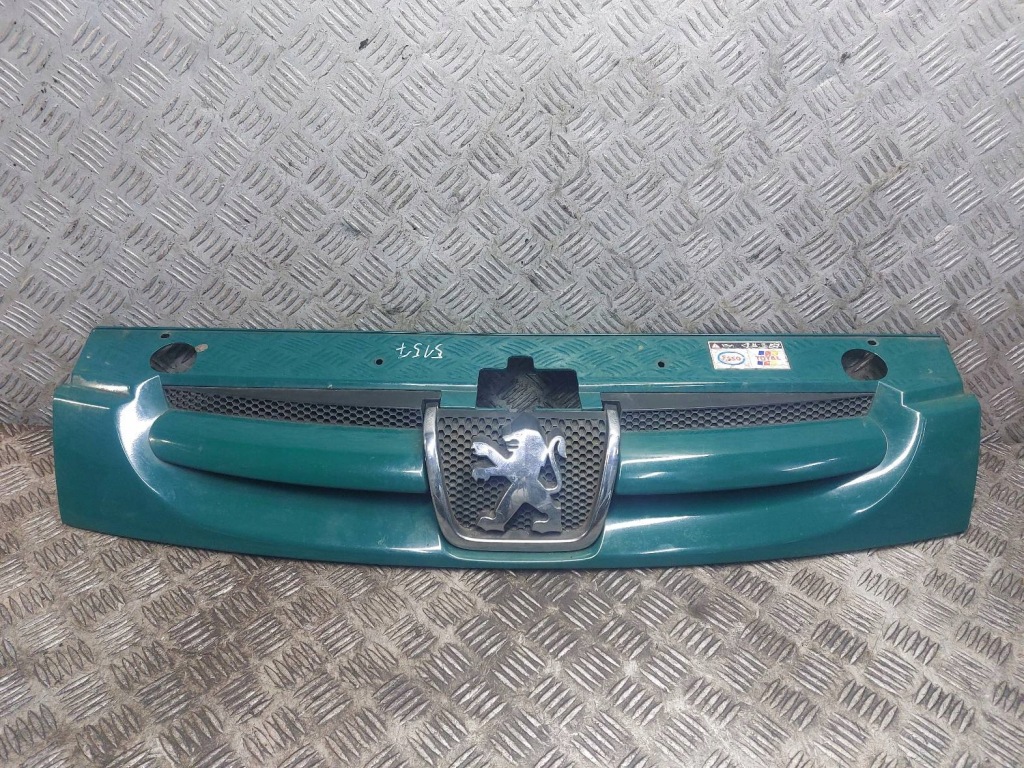 фото №1, Решётка радиатора решётка радиатора радиатора peugeot partner i lift kqvb