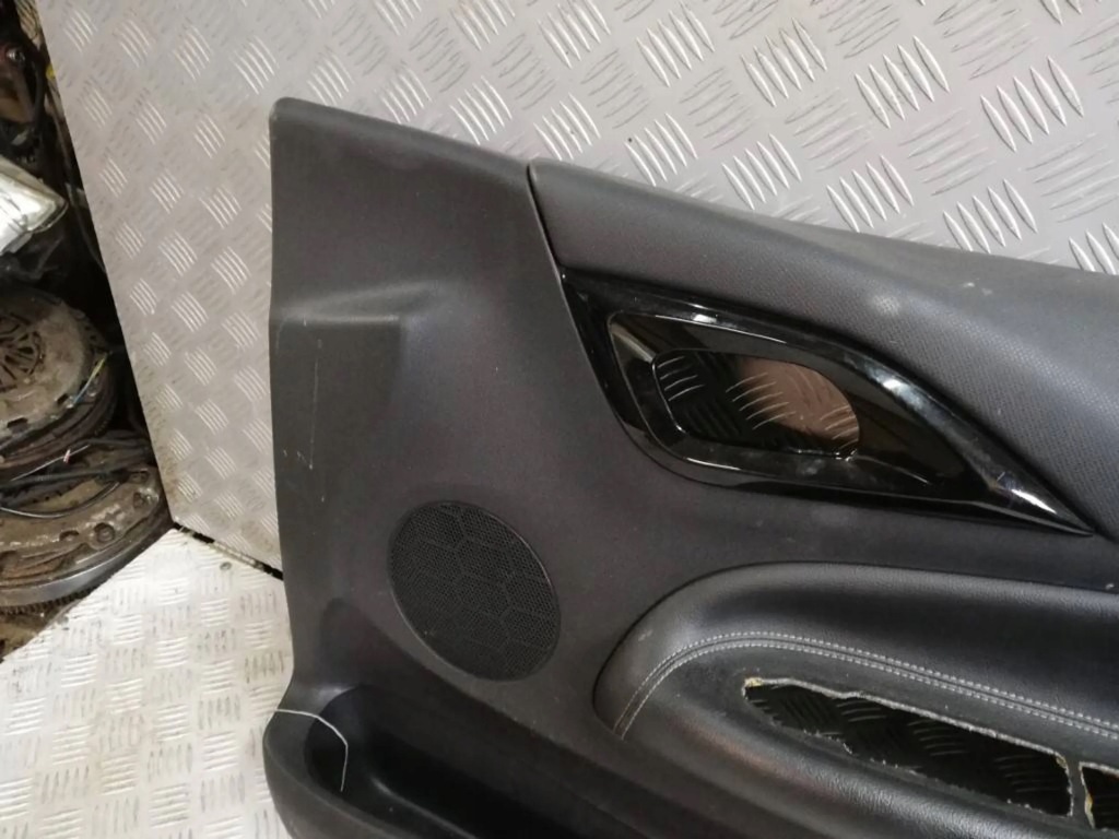 фото №2, Оббивка обшивка двері правий citroen ds3