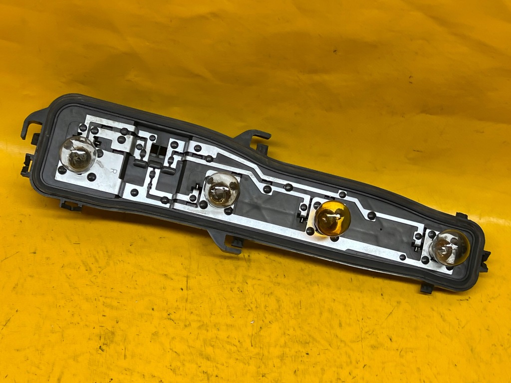 фото №11, Вкладыш лампы задняя правый peugeot bipper 08-17r .