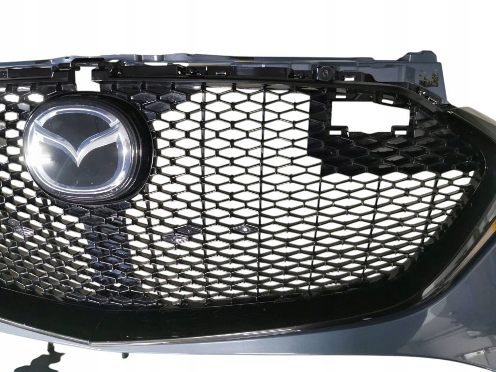 Купить Бампер, решётка радиатора, решётка радиатора, накладки mazda 3 дорестайлинг  230.